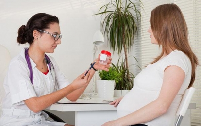 Xét nghiệm nước tiểu khi mang thai và những điều mẹ bầu cần lưu ý