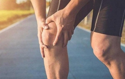Điều trị đau, khô, tràn dịch khớp gối bằng phương pháp đông y