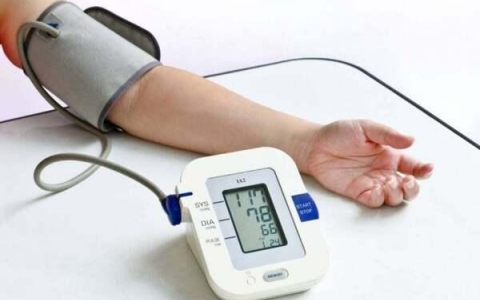 Bác sĩ hướng dẩn cách sơ cứu người tăng huyết áp