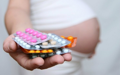 Dược sĩ lưu ý về việc sử dụng thuốc trong thời kỳ mang thai
