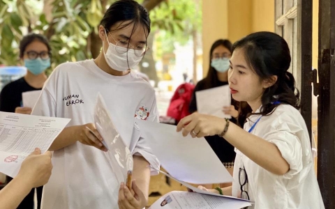 Lỗi sự cố khi thanh toán lệ phí nguyện vọng xét tuyển 2023, thí sinh cần làm gì?